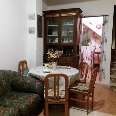Casa Vacanza A Punta Secca Kültér fotó