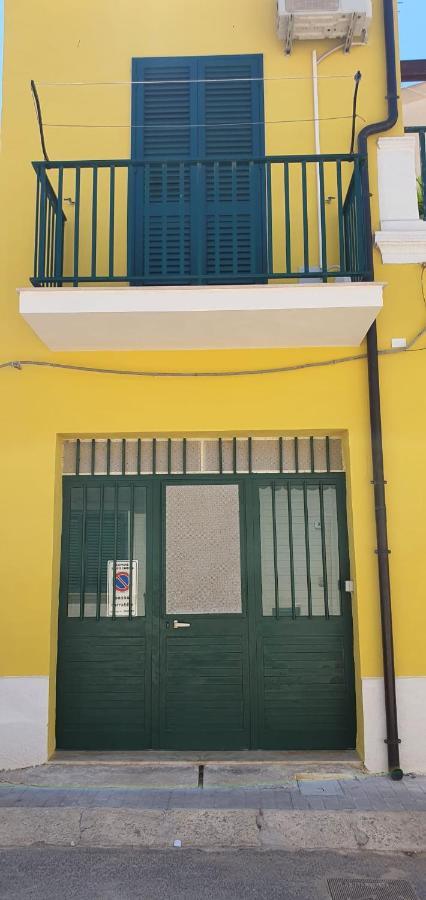 Casa Vacanza A Punta Secca Kültér fotó